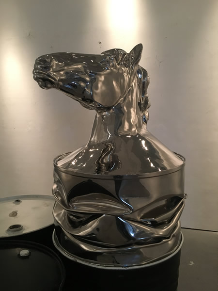 任宏偉 永動機(jī) 馬首 80x60x60cm 不銹鋼 4版 2016